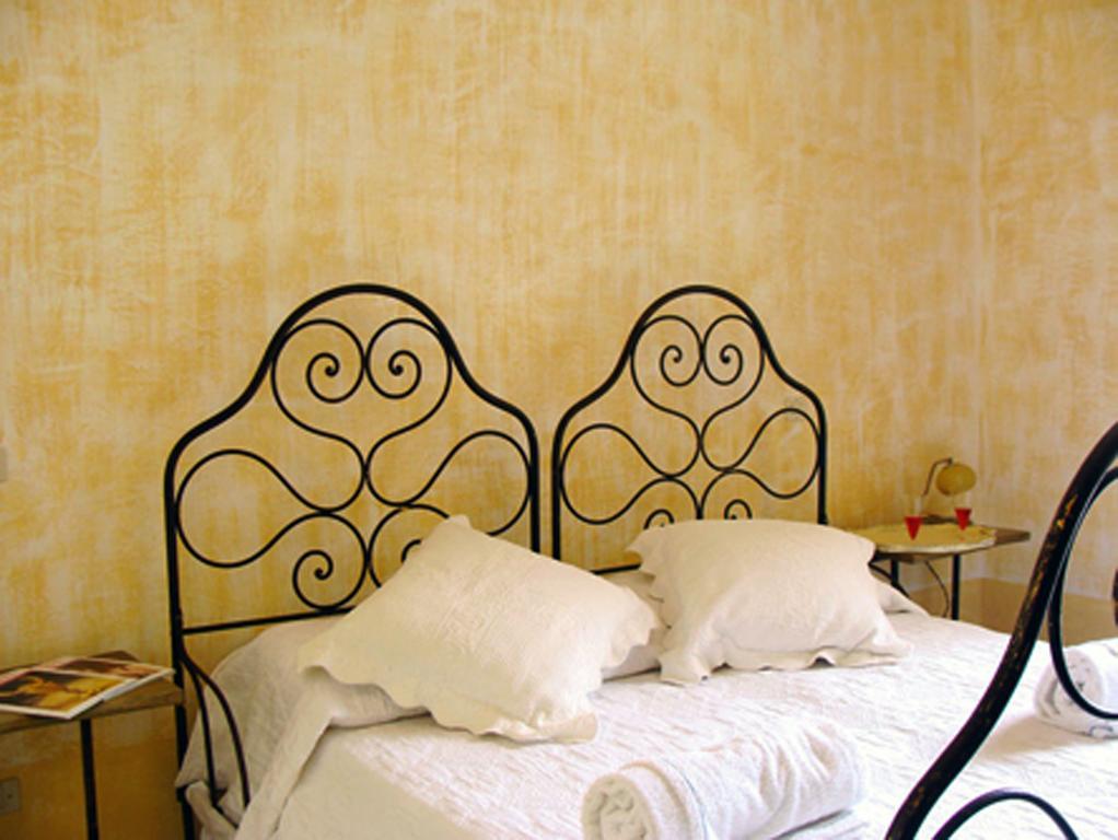 Il Fico Bed And Breakfast Santa Teresa Di Riva Eksteriør bilde