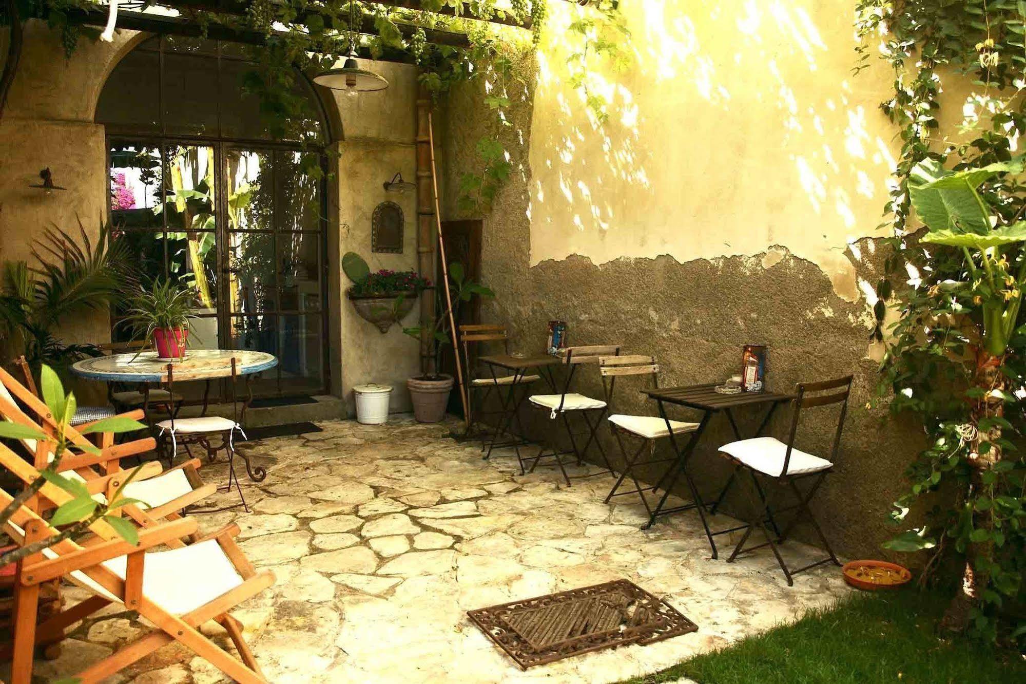 Il Fico Bed And Breakfast Santa Teresa Di Riva Eksteriør bilde